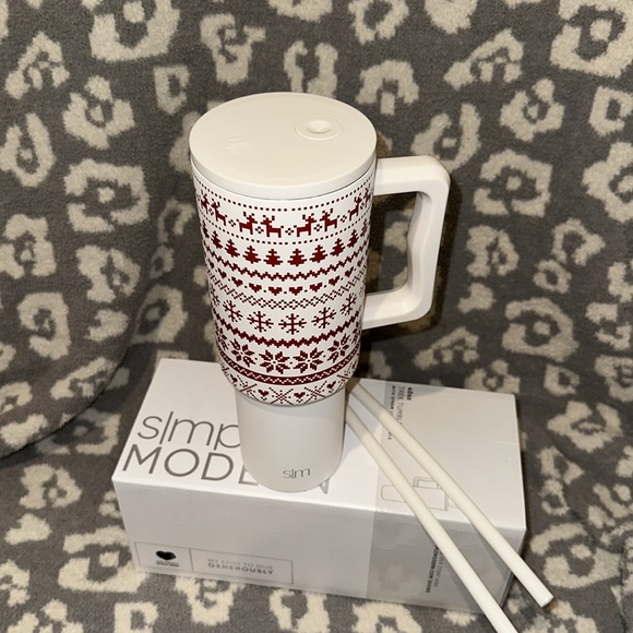 Simple Modern TREK 40oz Tumbler in Ugly Sweater Reindeer 😍 New 🆕 LAST ONE 🥰🥰 - Picture 14 of 17